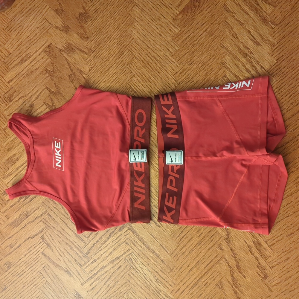 Red Nike Pro Athletic Set